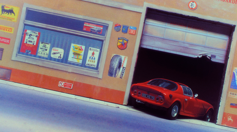 Illustration for article titled French Friday: un Quatre, Moteur à mi-voiture?